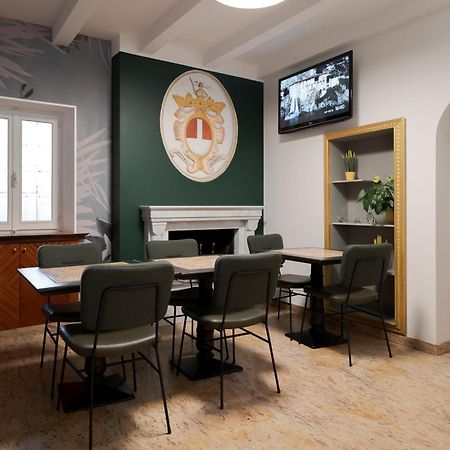Hotel Ungheria Varese 1946 Extérieur photo